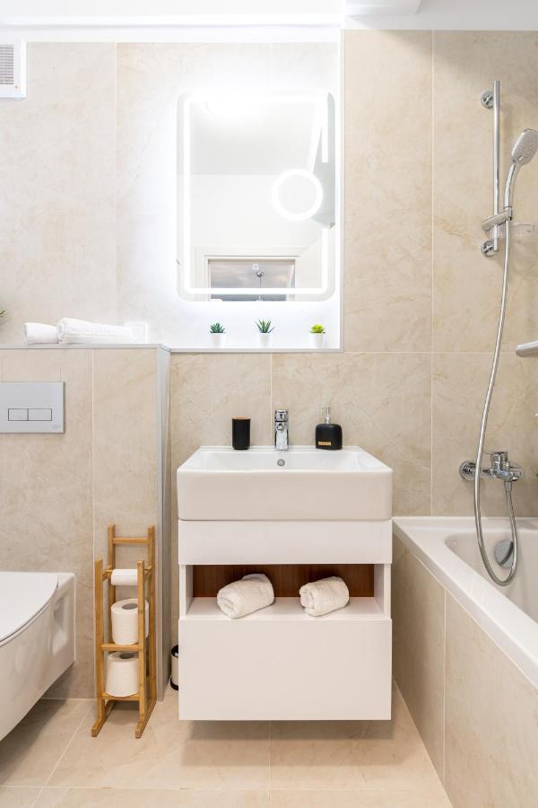 North 26 - Aviatiei Apartment บูคาเรสต์ ภายนอก รูปภาพ